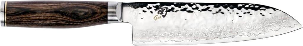 Test du couteau santoku Shun Premier : maniabilité et légèreté en cuisine