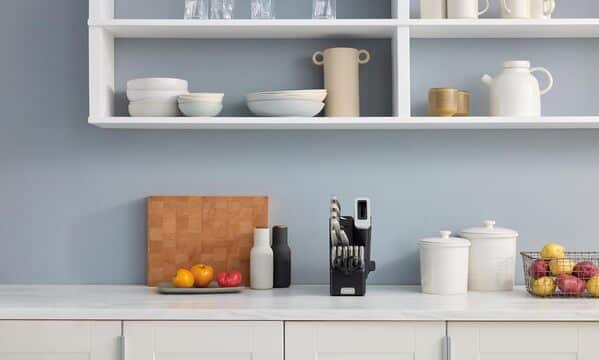 Ninja StaySharp set de 14 couteaux en acier inoxydable, bloc en bois noir avec aiguiseur intégré, K62014EUUK